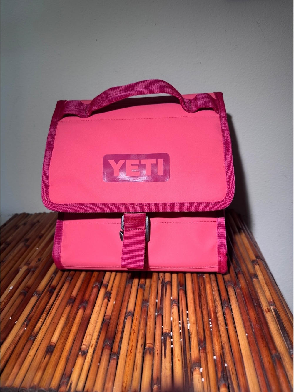 YETI Daytrip Lunch Bag Tropical Pink Fold Over Soft Insulated Cooler Lunch Tote
